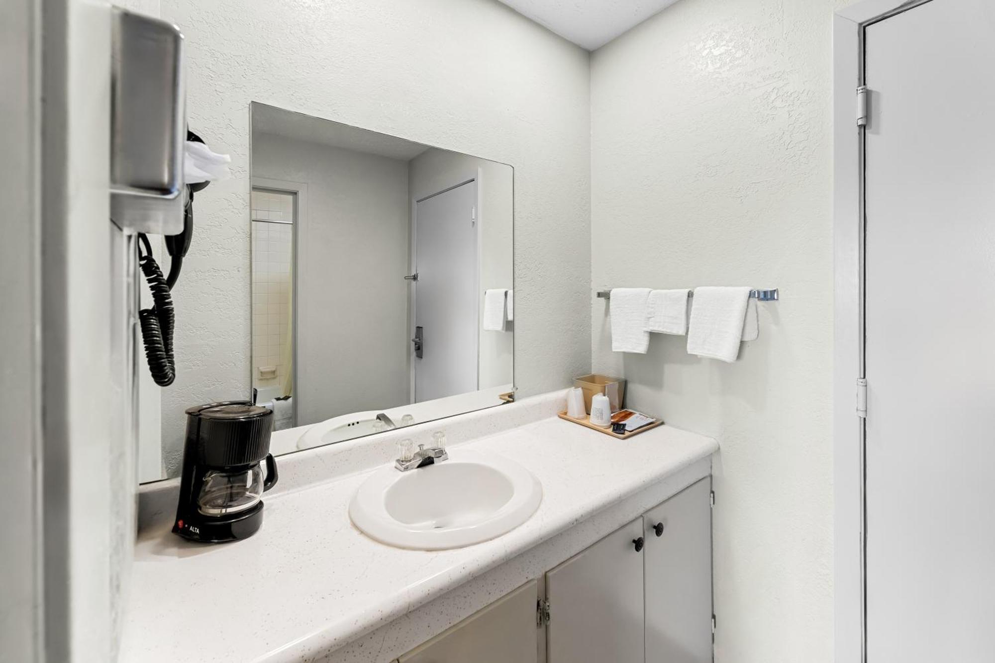 Americas Best Value Inn מריון מראה חיצוני תמונה